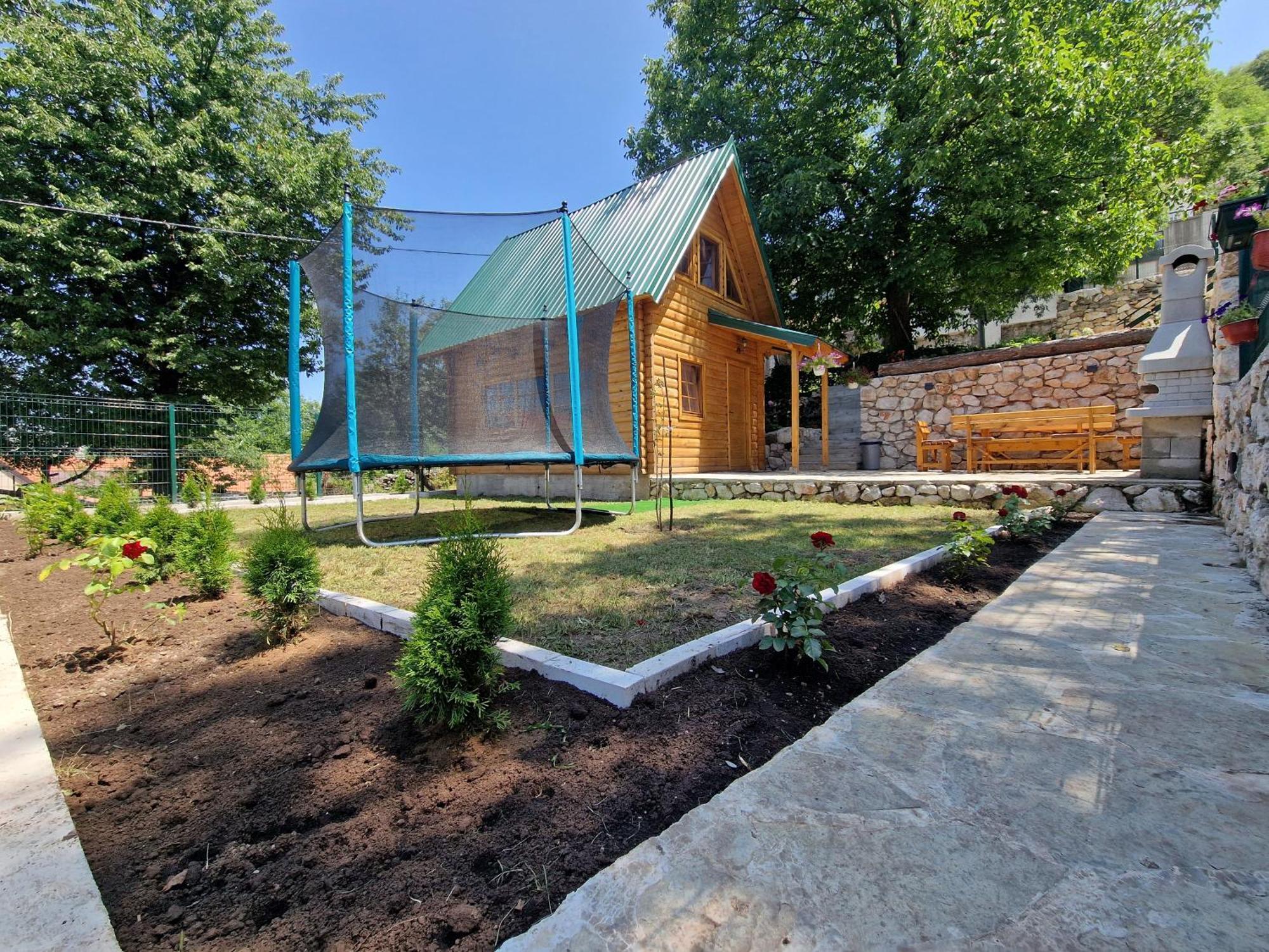 Brvnara Ricki Villa Cetinje Buitenkant foto